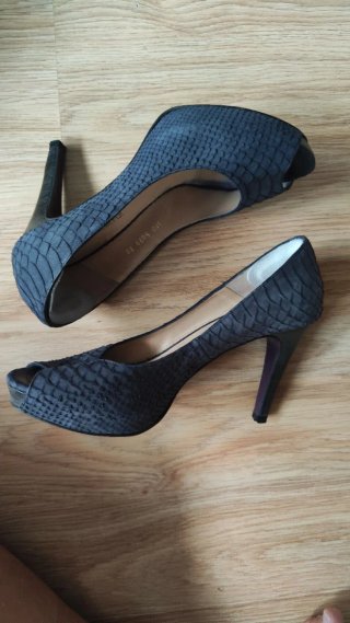 Zapatos tacón Gloria Ortiz piel azul serpiente
