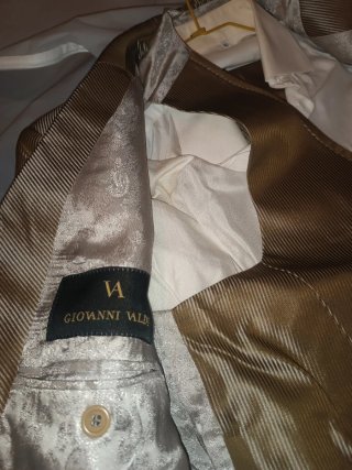 Traje de novio. Marca Giovanni Valdi, Iván Cross