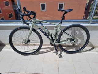 Giant Revolt Talla M GRX400