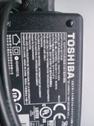 Cargador Toshiba 19V Portátil