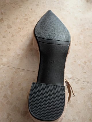 Zapatos beige sin estrenar