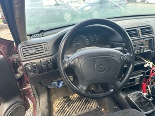 Opel Vectra 2.0 8v 115cv C20NE (averiado)
