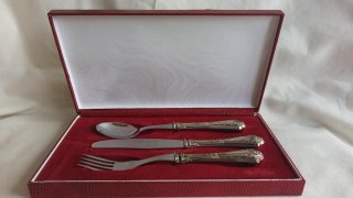 Conjunto talheres de sobremesa banhados em prata
