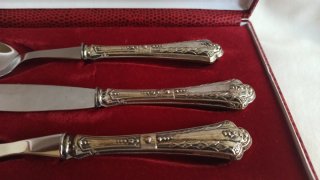 Conjunto talheres de sobremesa banhados em prata