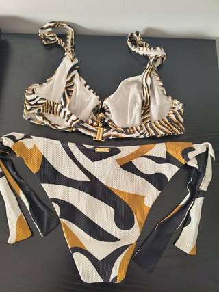 Bikini LE FOGLIE fantasia zebra e astratta