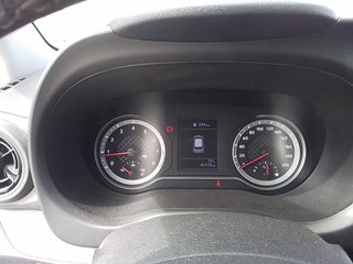 Hyundai i10 1.0 Essence 49 kW (67 CV)