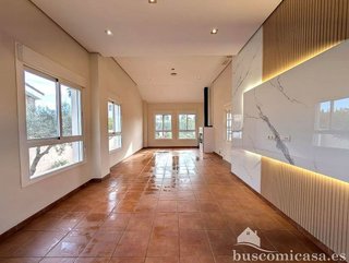 Chalet en venta en Linares