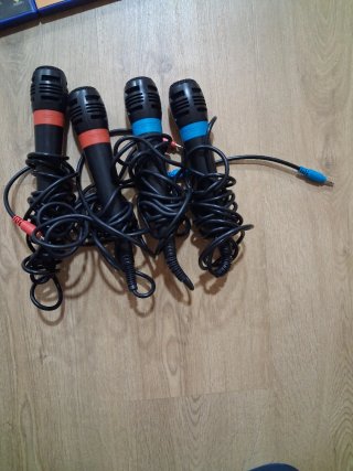 Lote 4 micros Singstar + 5 juegos PS2