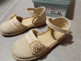 Zapatos niña lino beige talla 28 ceremonia