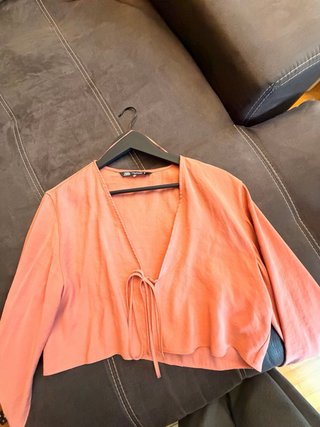 Blusa Zara manga larga naranja/rosa/coral