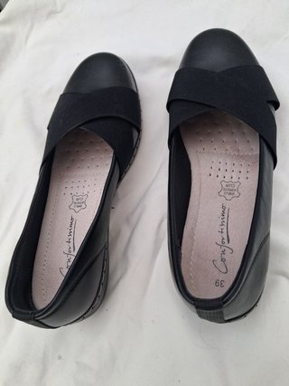 Zapatos de confort negros