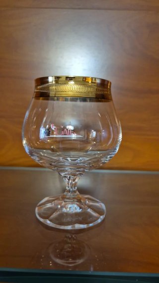 6 Copas de cristal con borde dorado