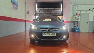 Opel Astra 2013