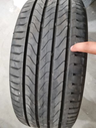 Neumático 195/50 R15 V