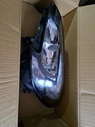 Faro Izquierdo Opel Corsa E X15