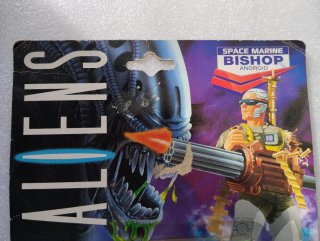 Figura Aliens Space Marine Bishop Android