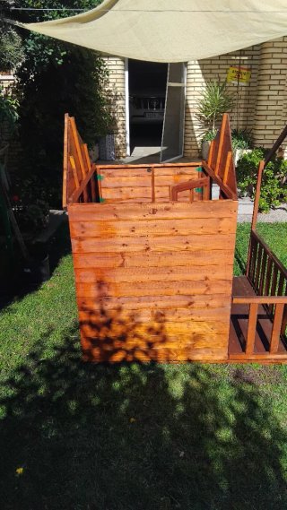 Caseta de jardín de madera para niños