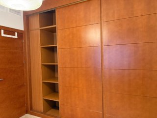 Armario empotrado de madera