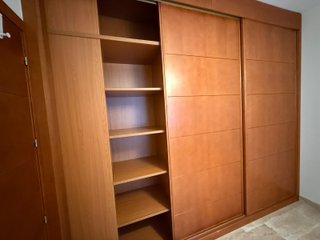Armario empotrado de madera