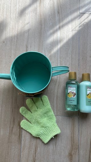 Set de Baño Regalo Lata Riego Jengibre Limón