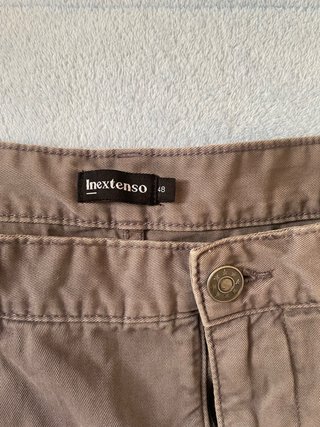 Pantalones cargo marrones