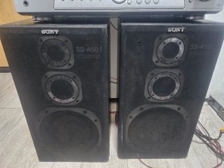 Amplificador Sony SS-A50 con Altavoces