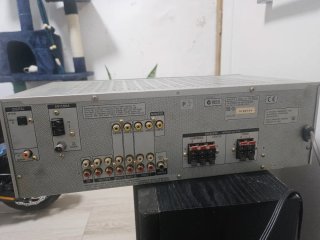 Amplificador Sony SS-A50 con Altavoces