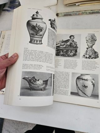 CERAMICA NEI SECOLI - Robert J. Charleston - Monda