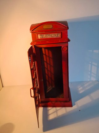Caja Teléfono Rojo Vintage
