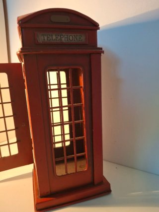 Caja Teléfono Rojo Vintage