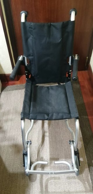 Silla de traslado plegable Apex Wellel