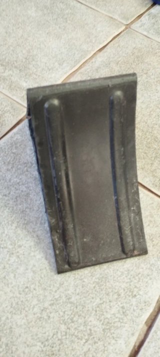 Cuña de Rueda metalica