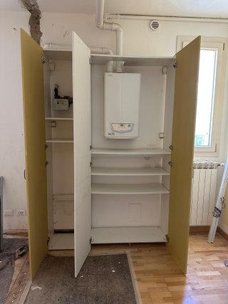 Armadio Dispensa Bianco e Giallo
