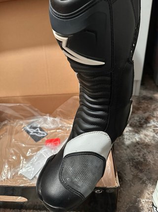 Botas Alpinestars Negras y Blancas