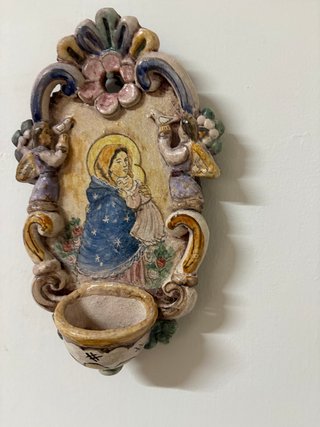 Acquasantiera Madonna con Bambino Ceramica