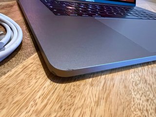 APPLE - MacBook Pro 15” Plata/Gris Espacial