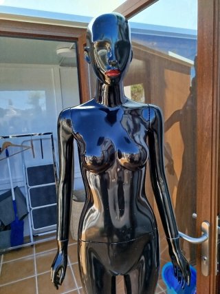 Maniquí Negro Mujer