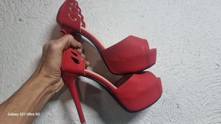 Zapatos de tacón rojos con plataforma talla 37