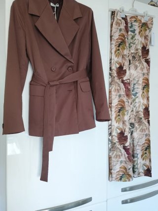 Completo giacca e pantaloni