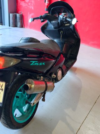 Yamaha TMax 500 Scooter Negro/turquesa