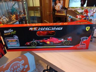 Maisto Ferrari SF-23 RC Racing 1/10