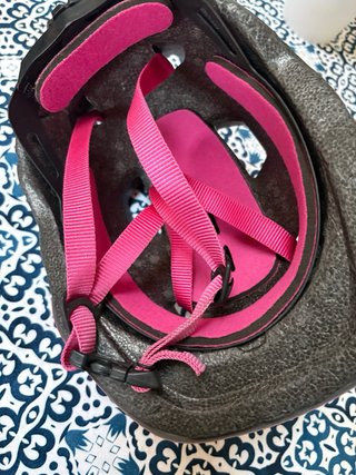 Casco Btwin rosa niña