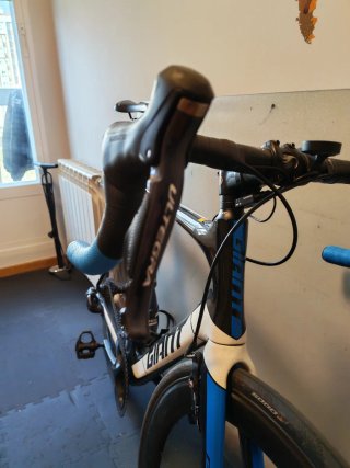 Giant Propel L Carbono Electrónica