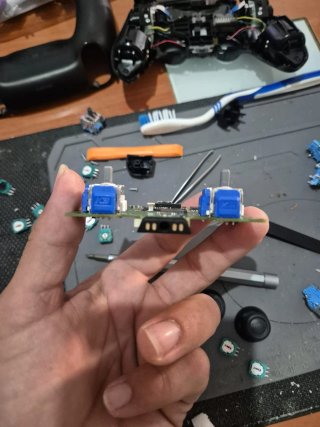 4 Mandos PS5 para Reparación para un cliente