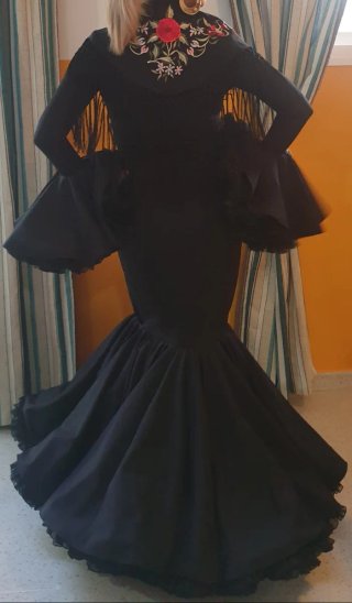Traje de flamenca clavel