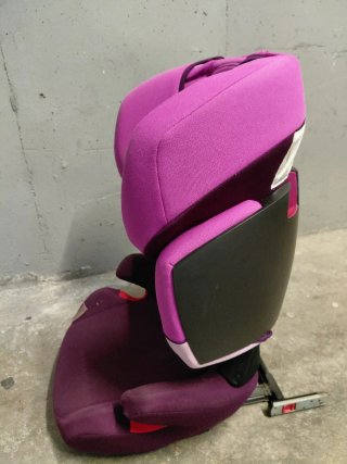 Silla de coche Cybex color fucsia