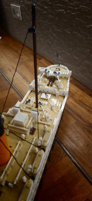 Titanic tipo LEGO con luces LED
