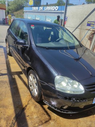 Volkswagen Golf 2004