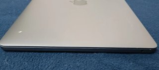 MacBook Pro Intel i5 2.3GHz 16GB RAM 2017
