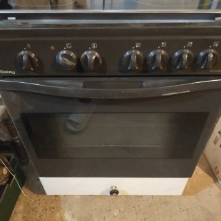 Cocina Vitrocerámica Balay con Horno